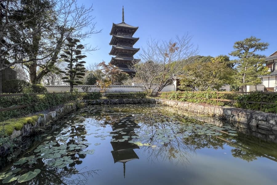 Kokubun-ji Temple pagoda reflection-min