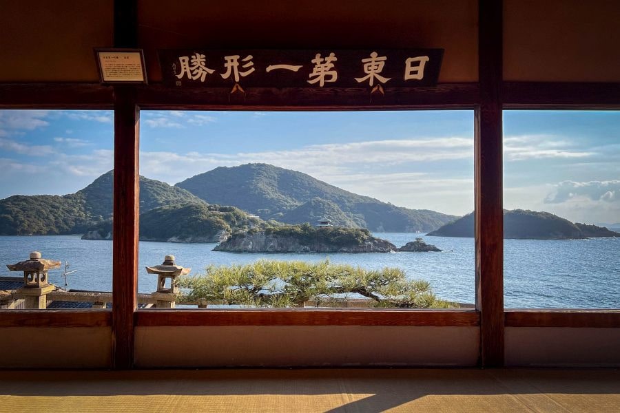 Tomonoura Fukuzenji Temple view